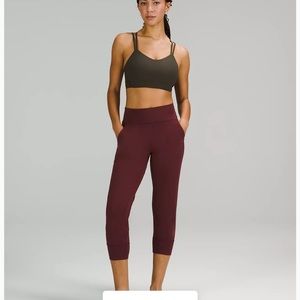 Lululemon Align High Rise Cropped Jogger size 6 in red merlot